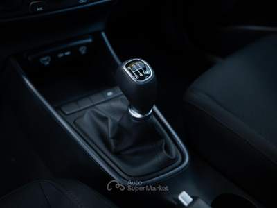 Hyundai i20 PE MY25 1.2 MT CONNECTLINE Nero usata Torino