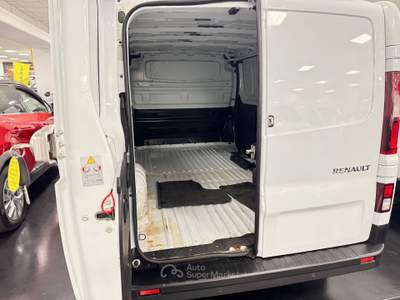 Renault Trafic IV 29 2019 T29 2.0 dci 145cv L2H1 Energy Ice Bianco usata Torino