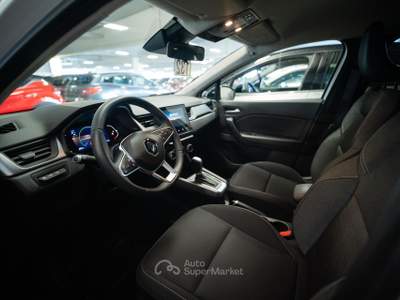 Renault Captur 1.6 E-Tech hybrid Zen 145cv auto Bianco usata Torino