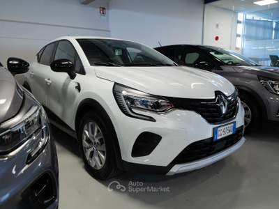 Renault Captur 1.6 E-Tech hybrid Zen 145cv auto Bianco usata Torino