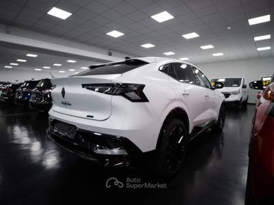 Renault Rafale 1.2 e-Tech Full Hybrid Esprit Alpine 200CV Bianco usata Torino