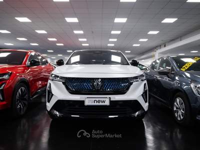 Renault Rafale 1.2 e-Tech Full Hybrid Esprit Alpine 200CV Bianco usata Torino