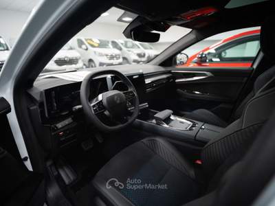 Renault Rafale 1.2 e-Tech Full Hybrid Esprit Alpine 200CV Bianco usata Torino