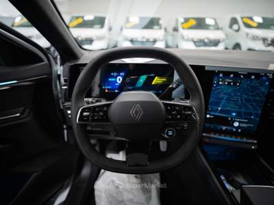 Renault Rafale 1.2 e-Tech Full Hybrid Esprit Alpine 200CV Bianco usata Torino