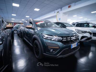 Dacia Jogger 1.6 hybrid Extreme 140cv 7p.ti Verde usata Torino