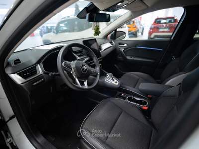 Renault Captur 1.6 E-Tech phev Intens 160 CV Bianco usata Torino