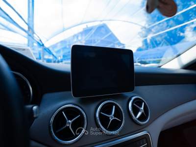 Mercedes-Benz CLA X117 Shooting Brake 200 d Sport a Bianco usata Torino