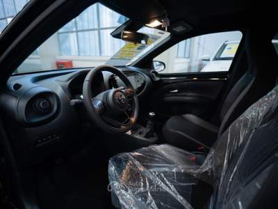 Toyota Aygo 1.0 Active 72cv Nero usata Torino
