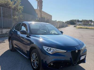 Alfa Romeo Stelvio 12Mesi di garanzia Premium inclusa Blu/Azzurro usata Ostuni