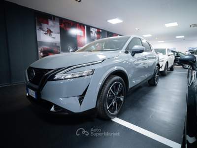 Nissan Qashqai 1.3 mhev Tekna 2wd 140cv Grigio usata Torino