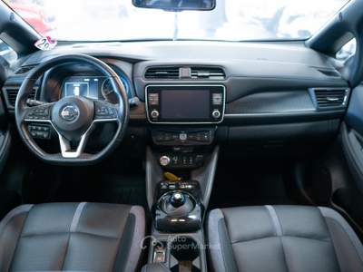 Nissan Leaf Tekna 40kWh 150CV Grigio usata Torino
