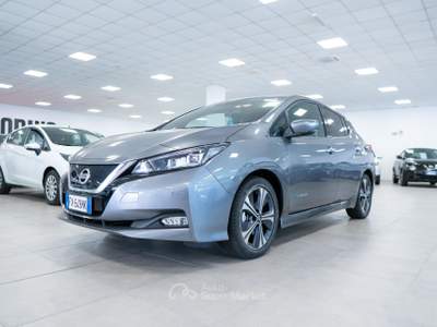Nissan Leaf Tekna 40kWh 150CV Grigio usata Torino