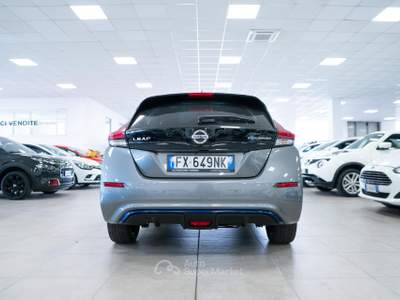 Nissan Leaf Tekna 40kWh 150CV Grigio usata Torino