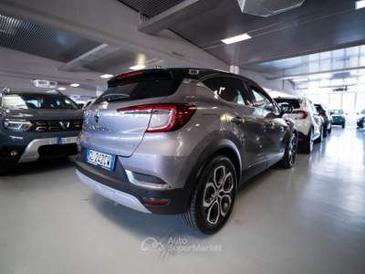 Renault Captur 1.6 E-Tech hybrid Techno Fast Track 145cv auto Grigio usata Torino