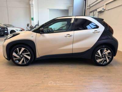 Toyota Aygo X 1.0 Lounge Air 72cv UNICO PROPRIETARIO TAGLIANDATA PRATICAMENTE PARI AL NUOVO SOLO 50000KM GARANZIA UFFICIALE TOYOTA Bronzo usata Botticino