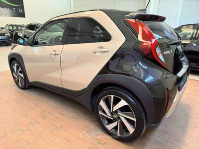Toyota Aygo X 1.0 Lounge Air 72cv UNICO PROPRIETARIO TAGLIANDATA PRATICAMENTE PARI AL NUOVO SOLO 50000KM GARANZIA UFFICIALE TOYOTA Bronzo usata Botticino