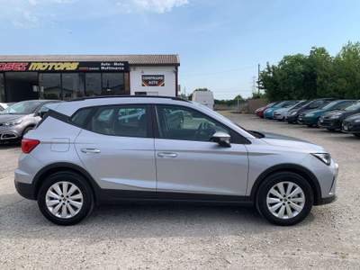 Seat Arona 1.0 tgi Style 90cv 2022 anche per Neopatentati Argento usata Ravenna