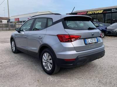 Seat Arona 1.0 tgi Style 90cv 2022 anche per Neopatentati Argento usata Ravenna
