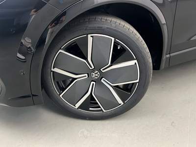 Volkswagen Tiguan 2.0 TDI 110KW SCR R-Line Plus DSG Nero usata Cesena