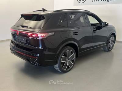 Volkswagen Tiguan 2.0 TDI 110KW SCR R-Line Plus DSG Nero usata Cesena
