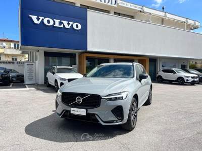 Volvo XC60 XC60 2.0 b4 Plus Dark auto Grigio usata Rimini