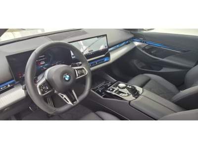 BMW Serie 5 520i 520i sDrive M Sport Pro Gancio Iconic Glow 19" Tetto Bianco usata Serravalle