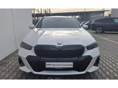 BMW Serie 5 520i 520i sDrive M Sport Pro Gancio Iconic Glow 19" Tetto Bianco usata Serravalle