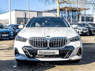 BMW Serie 5 520d 520d xDrive M Sport Gancio Pelle Tetto Camera Bianco usata Serravalle
