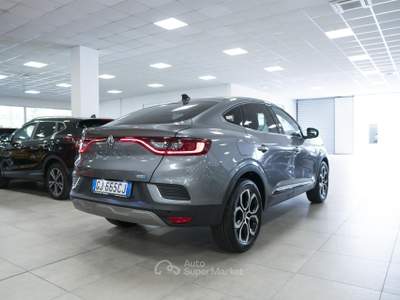 Renault Arkana 1.6 E-Tech Hybrid Intens 145cv Grigio usata Torino