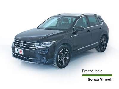 Volkswagen Tiguan 1.5 TSI 150 CV DSG ACT Elegance Nero usata Feltre