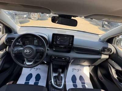 Toyota Yaris 1.5 Hybrid 5 porte Business Bianco usata Sesto San Giovanni