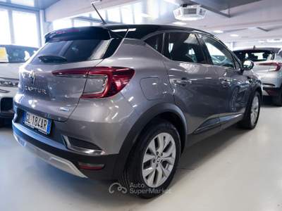 Renault Captur 1.6 E-Tech hybrid Intens 145cv auto Grigio usata Torino