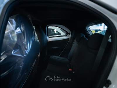 Toyota Aygo 1.0 Active 72cv Bianco usata Torino