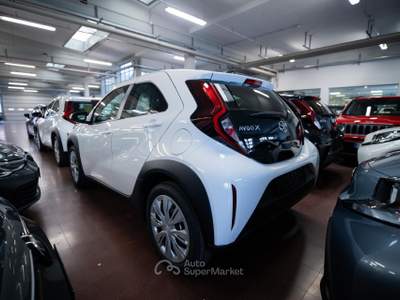 Toyota Aygo 1.0 Active 72cv Bianco usata Torino