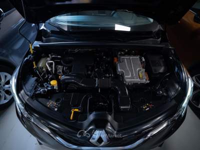 Renault Captur II 2019 1.6 E-Tech hybrid Zen 145cv auto Nero usata Torino