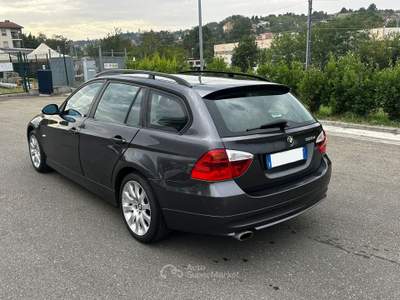 BMW Serie 3 320d 320 320d cat Touring Eletta Grigio usata Fontanellato