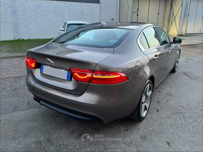 Jaguar XE 2.0 D Turbo Portfolio Grigio usata Fontanellato