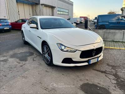 Maserati Ghibli V6 Diesel Bianco usata Fontanellato