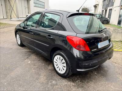 Peugeot 207 5p. ONE Line Nero usata Fontanellato