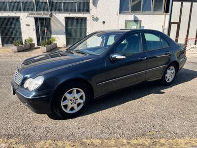 Mercedes-Benz Classe C C 220 CDI cat Elegance Blu/Azzurro usata Fontanellato