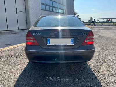 Mercedes-Benz Classe C C 220 CDI cat Elegance Blu/Azzurro usata Fontanellato