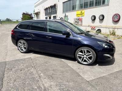 Peugeot 308 Stop&Start Active Blu/Azzurro usata Fontanellato