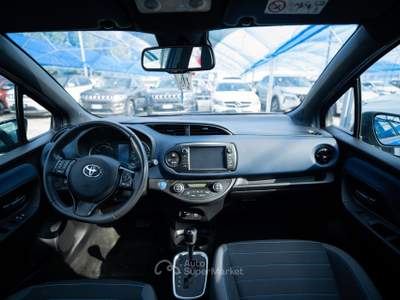 Toyota Yaris 5p 1.5h Trend Blue Edition Blu/Azzurro usata Torino
