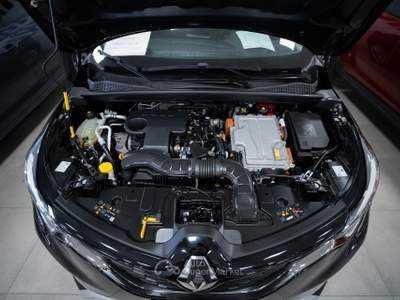 Renault Captur 1.6 E-Tech hybrid Business 145cv auto Nero usata Torino