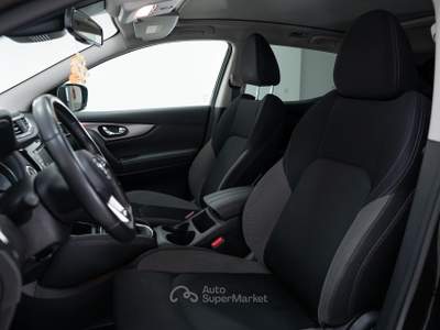 Nissan Qashqai 1.3 Dig-T N-Connecta 160CV Nero usata Torino