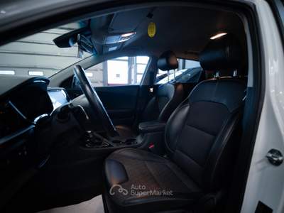 Kia Niro 1.6 gdi hev Style dct Bianco usata Torino