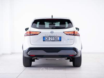 Nissan Qashqai 2.0 D163 S AWD auto Bianco usata Torino