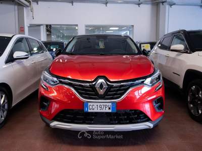 Renault Captur 1.6 E-Tech phev Intens 160cv auto Rosso usata Torino