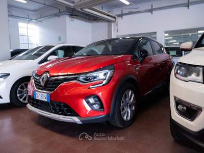 Renault Captur 1.6 E-Tech phev Intens 160cv auto Rosso usata Torino