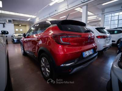 Renault Captur 1.6 E-Tech phev Intens 160cv auto Rosso usata Torino